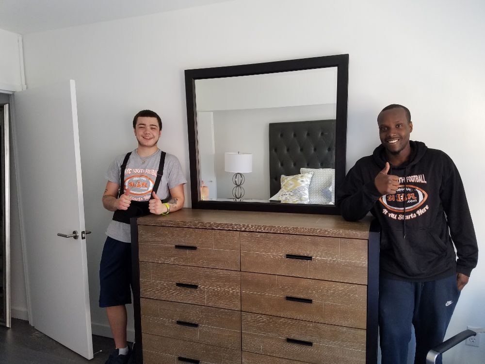 1/2 Price Movers Queens New York, New York. Reviews QQ moving